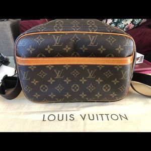 Louis Vuitton Reporter PM Bag
